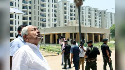 CM Nitish Kumar: अधिकारियों के लिए बन रहे 10 मंजिला भवन का मुख्यमंत्री ने किया निरीक्षण, दिया बड़ा आदेश
