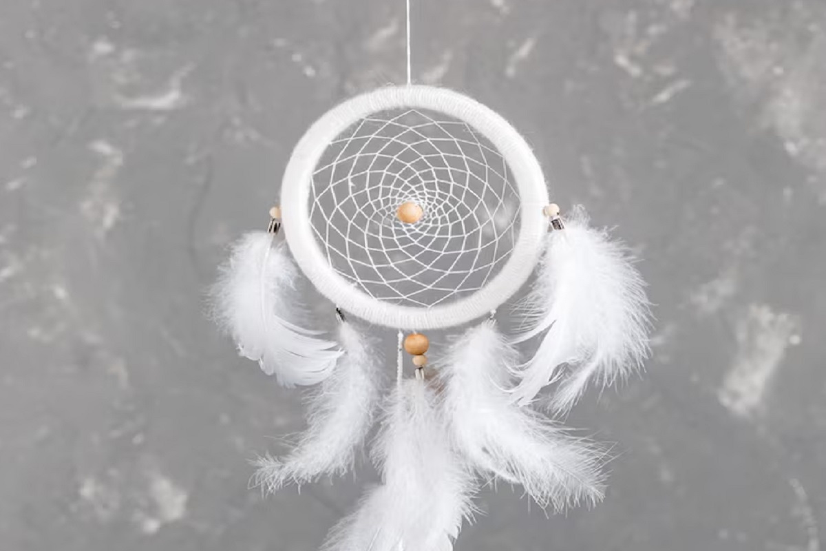 white dream catcher