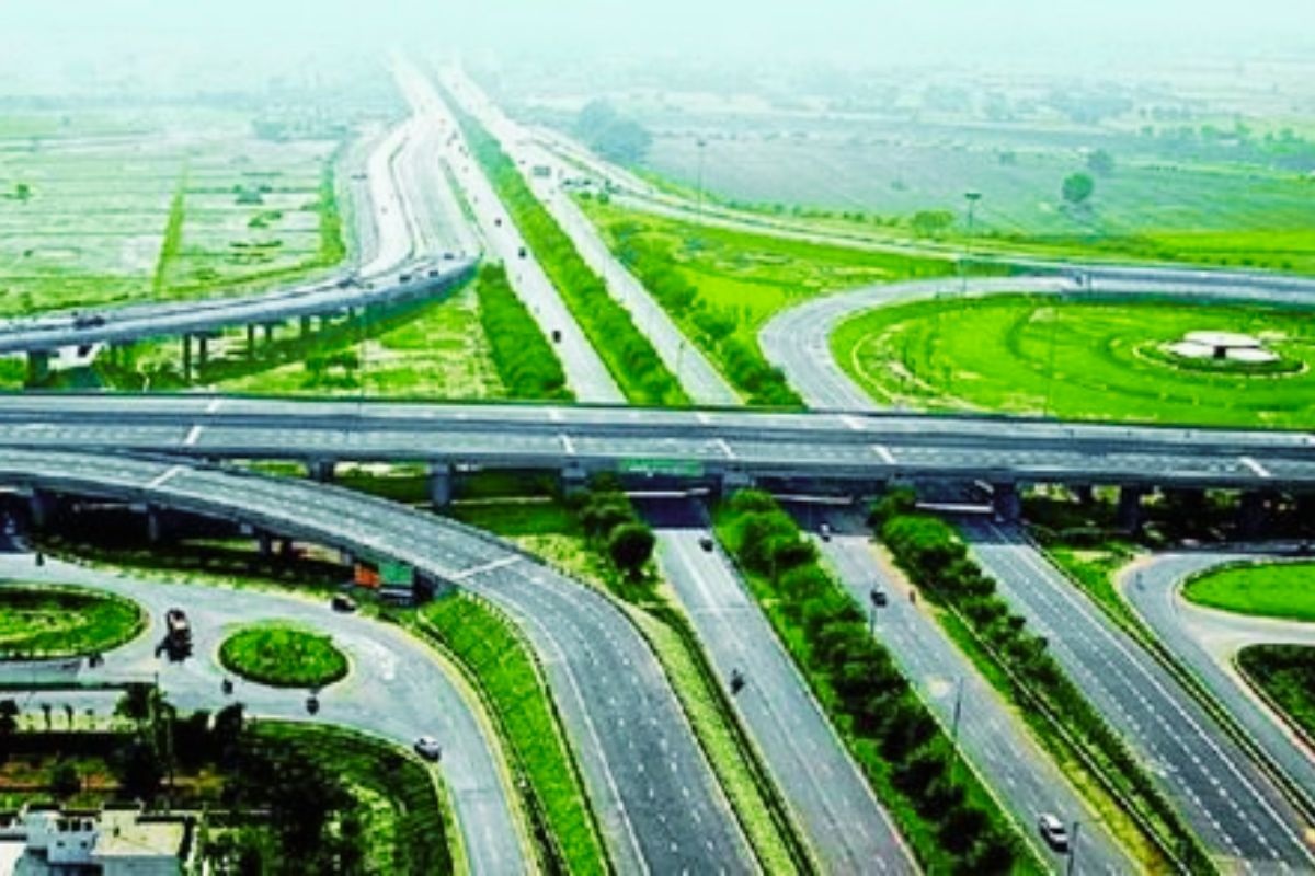 Expressways In Bihar: 20 सालों में बिहार में बिछा सड़कों का जाल, अब भी बन रहे ये 5 एक्सप्रेस-वे और 11 नये पुल