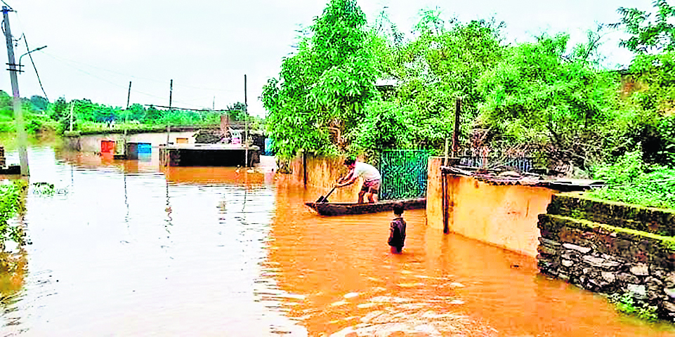 Rourkela News : बारिश से कोइड़ा में बाढ़ की आशंका, सोयम्बा व रेलाहातु पंचायत का बाहर से संपर्क कटा