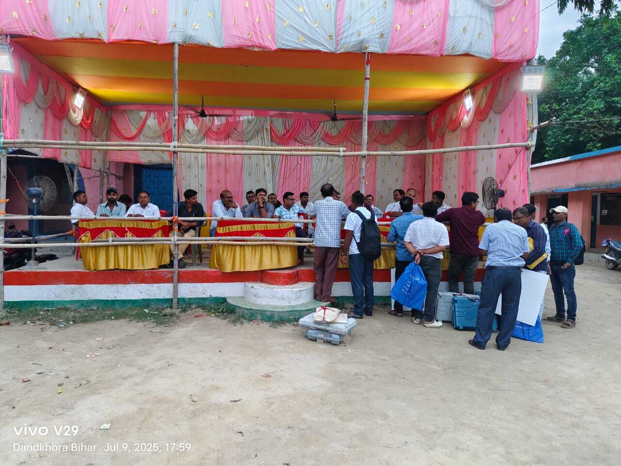 पंचायत उप चुनाव : कड़ी सुरक्षा व्यवस्था के बीच नौ प्रखंड में 18 पद के लिए हुआ 47.23 प्रतिशत मतदान