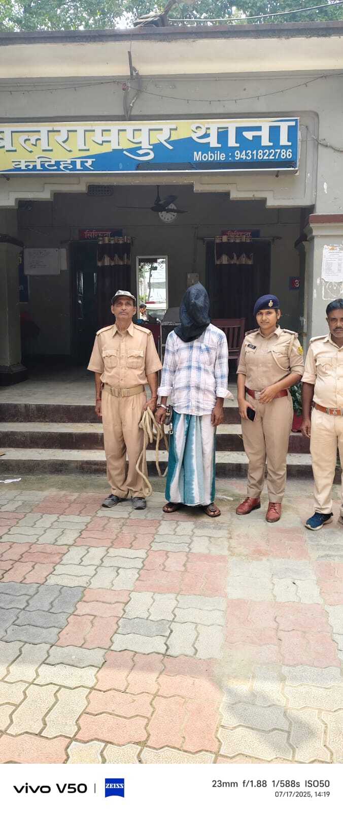 चोरी के आरोपित को पुलिस ने किया गिरफ्तार