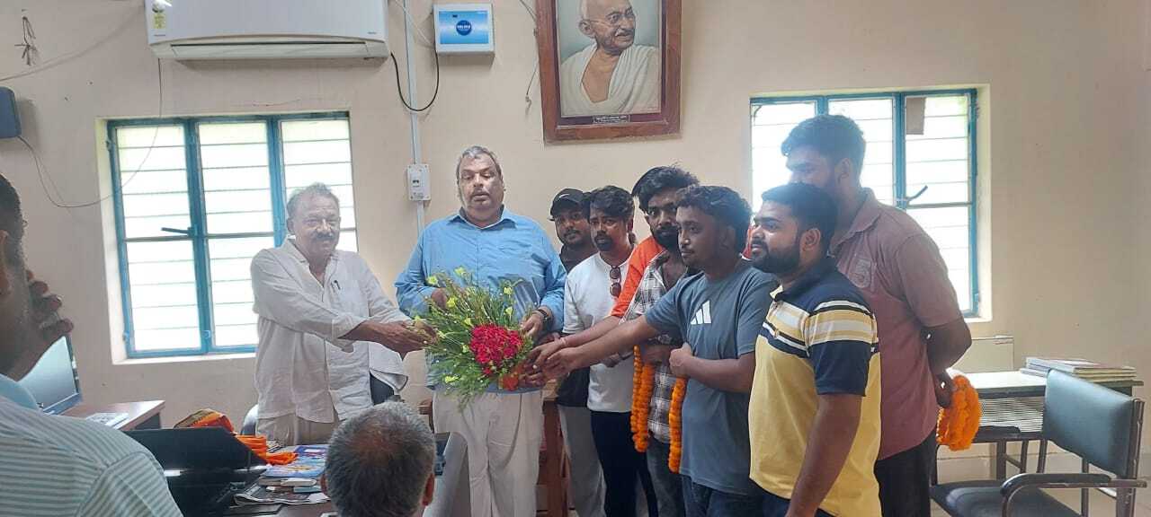 केबी झा कॉलेज के 28 वें प्राचार्य बने डॉ संजय सिंह, लिया प्रभार