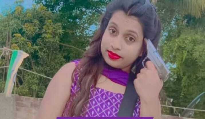 फलका में पिस्टल लहराती युवती की वीडियो वायरल, तलाश कर रही पुलिस