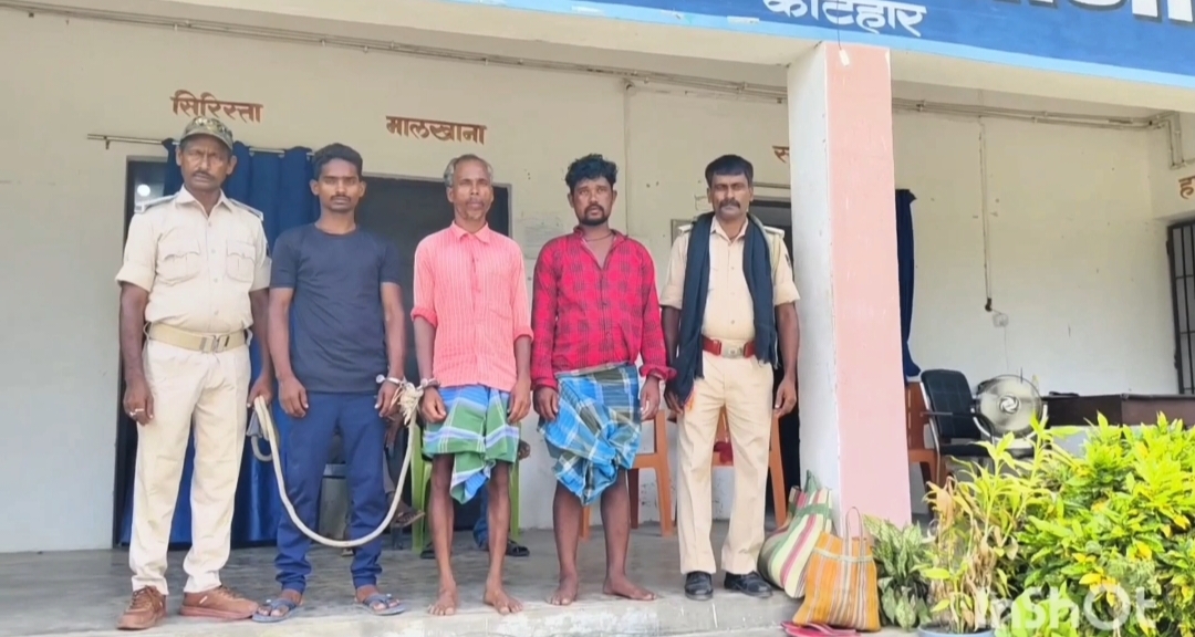 नशे में हंगामा करने के आरोप में तीन को किया गिरफ्तार