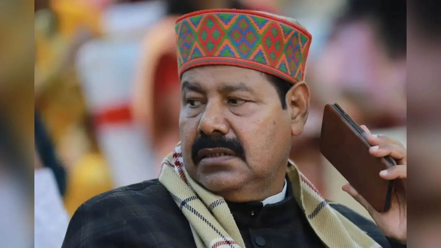 RJD विधायक भाई विरेन्द्र की बढ़ीं मुश्किलें, पंचायत सचिव को धमकी मामले में SC-ST थाने में FIR दर्ज