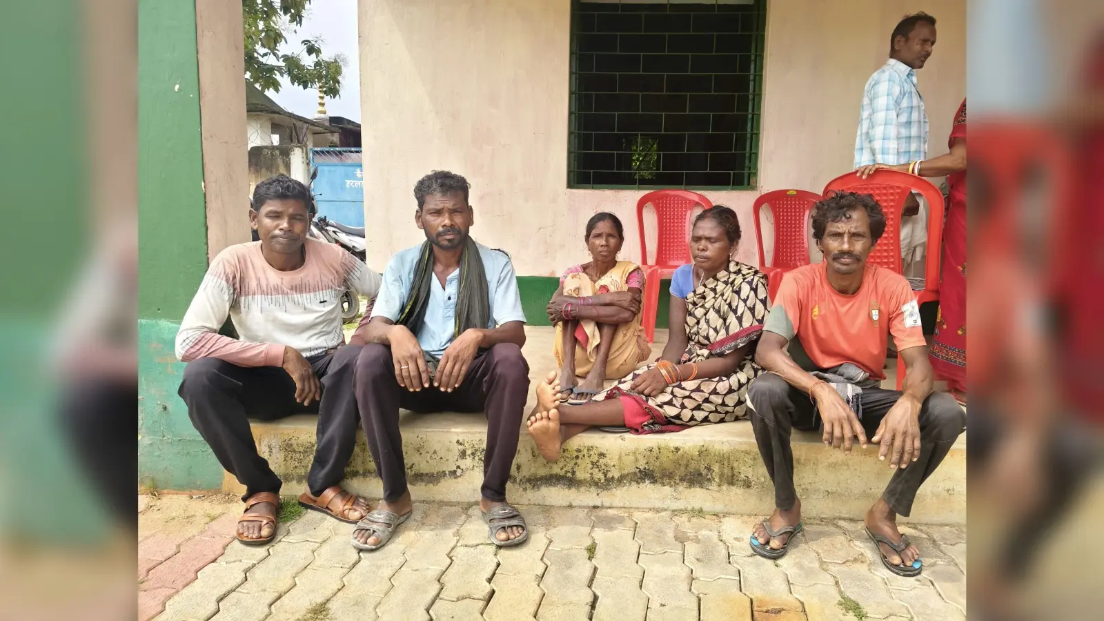 Giridih News : पीरटांड़ में प्रेमी युगल ने फांसी के फंदे से झूलकर की आत्महत्या