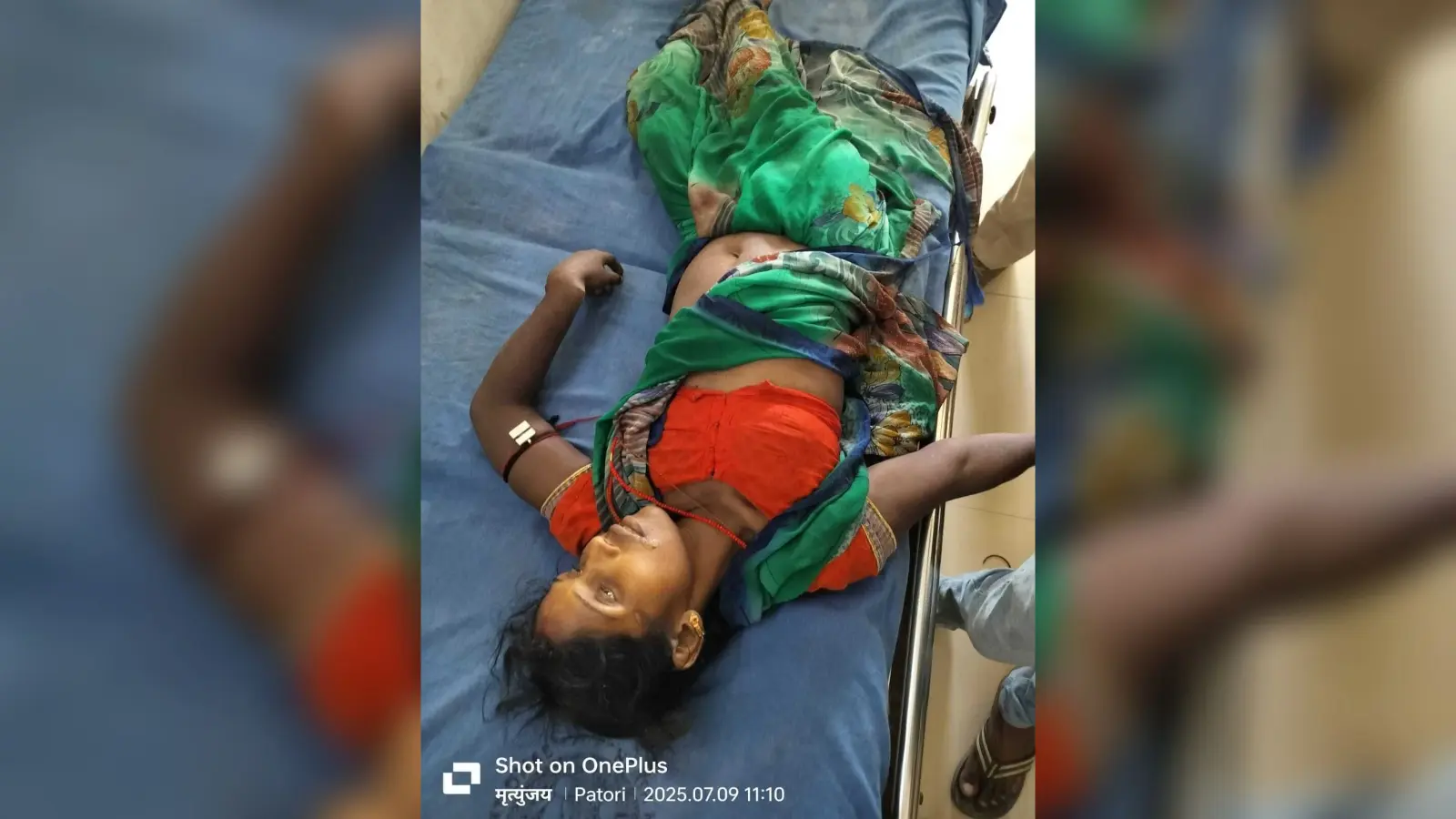 कार की चपेट में आने से ई रिक्शा पर सवार महिला की मौत, बच्चा सहित तीन घायल