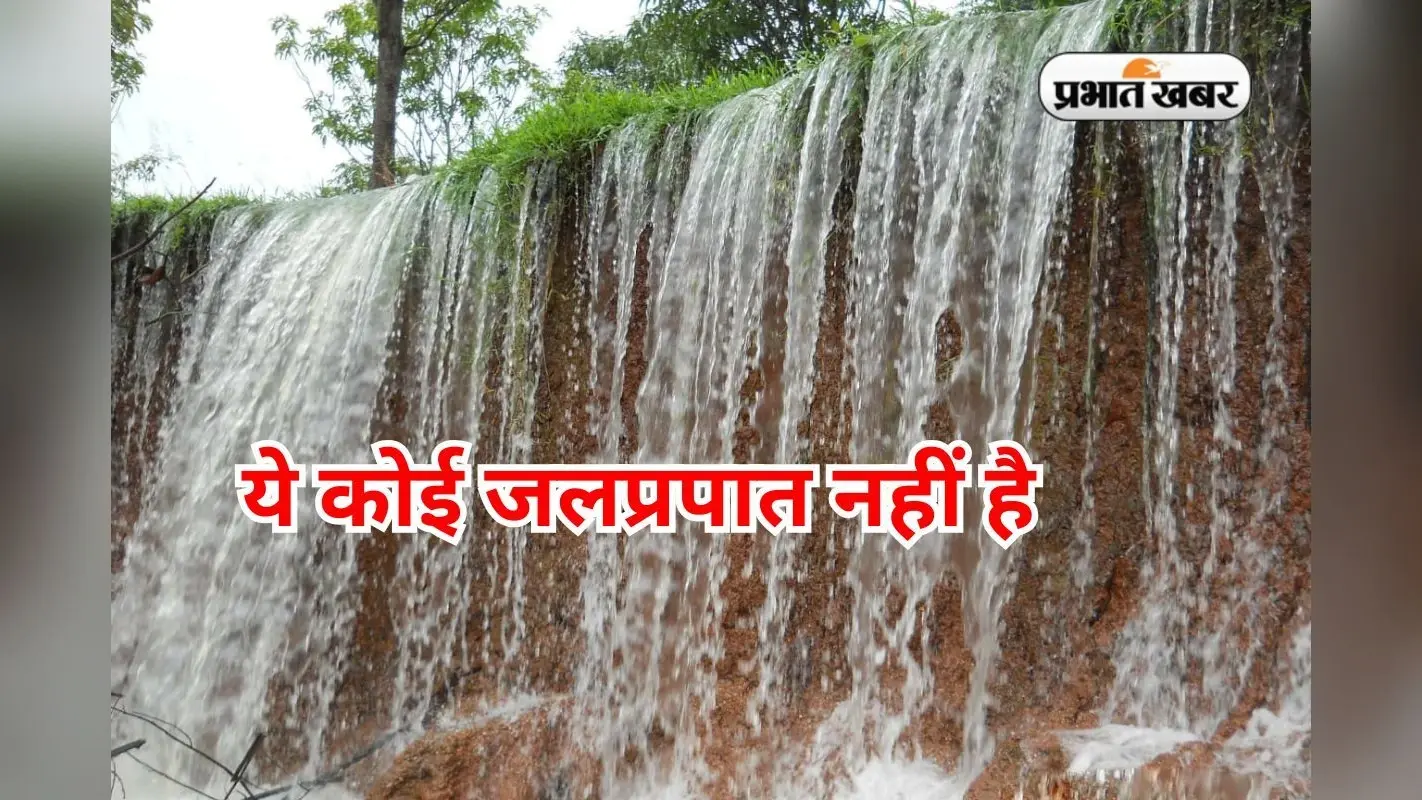 गुमला में अधिक बारिश किसानों के लिए बनी मुसीबत, अभी भी आधी खेती होनी बाकी