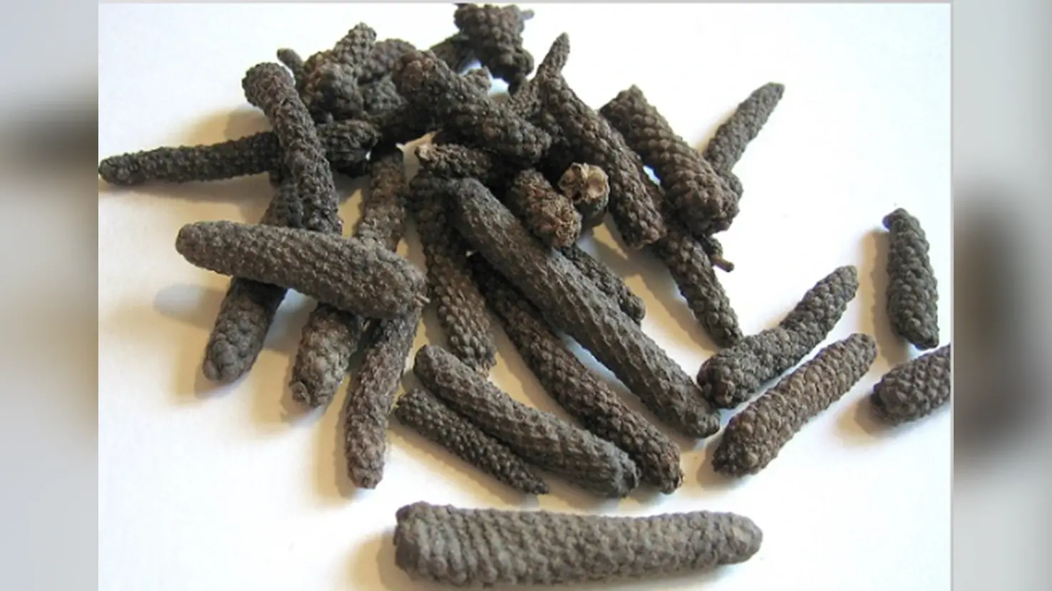 Health Benefits of Pippali: औषधीय गुणों से युक्त इस मसाले के सेवन से मिलते हैं कमाल के लाभ, जानिए कैसे किया जाता है इसका उपयोग