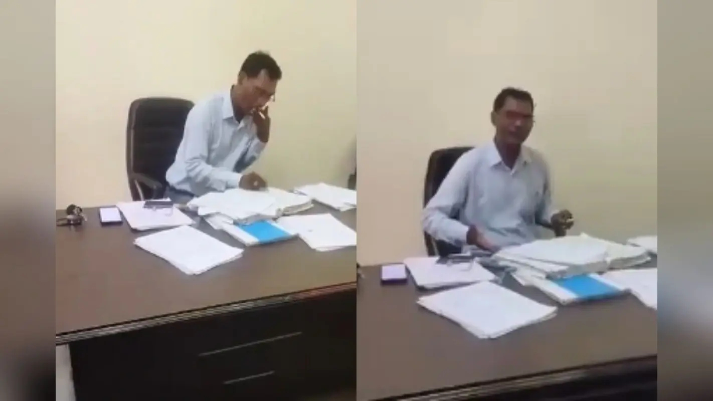 सरकारी दफ्तर में धूम्रपान करने वाला जनसेवक सस्पेंड, सीएम हेमंत सोरेन ने दिया था कार्रवाई का आदेश
