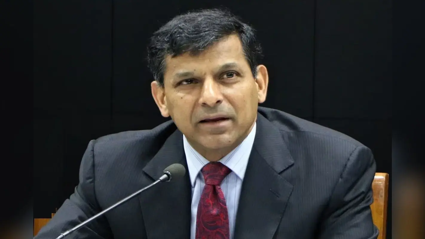Raghuram Rajan: ‘जादू की गोली’ नहीं है आरबीआई की रेपो रेट में कटौती, जो निवेश को दे बढ़ावा