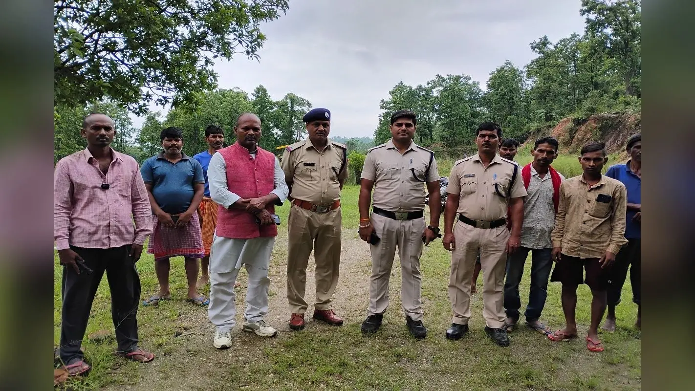 हजारीबाग में ट्रेन की चपेट में आने से व्यक्ति की मौत, रेलवे पटरी पर पड़ा मिला शव