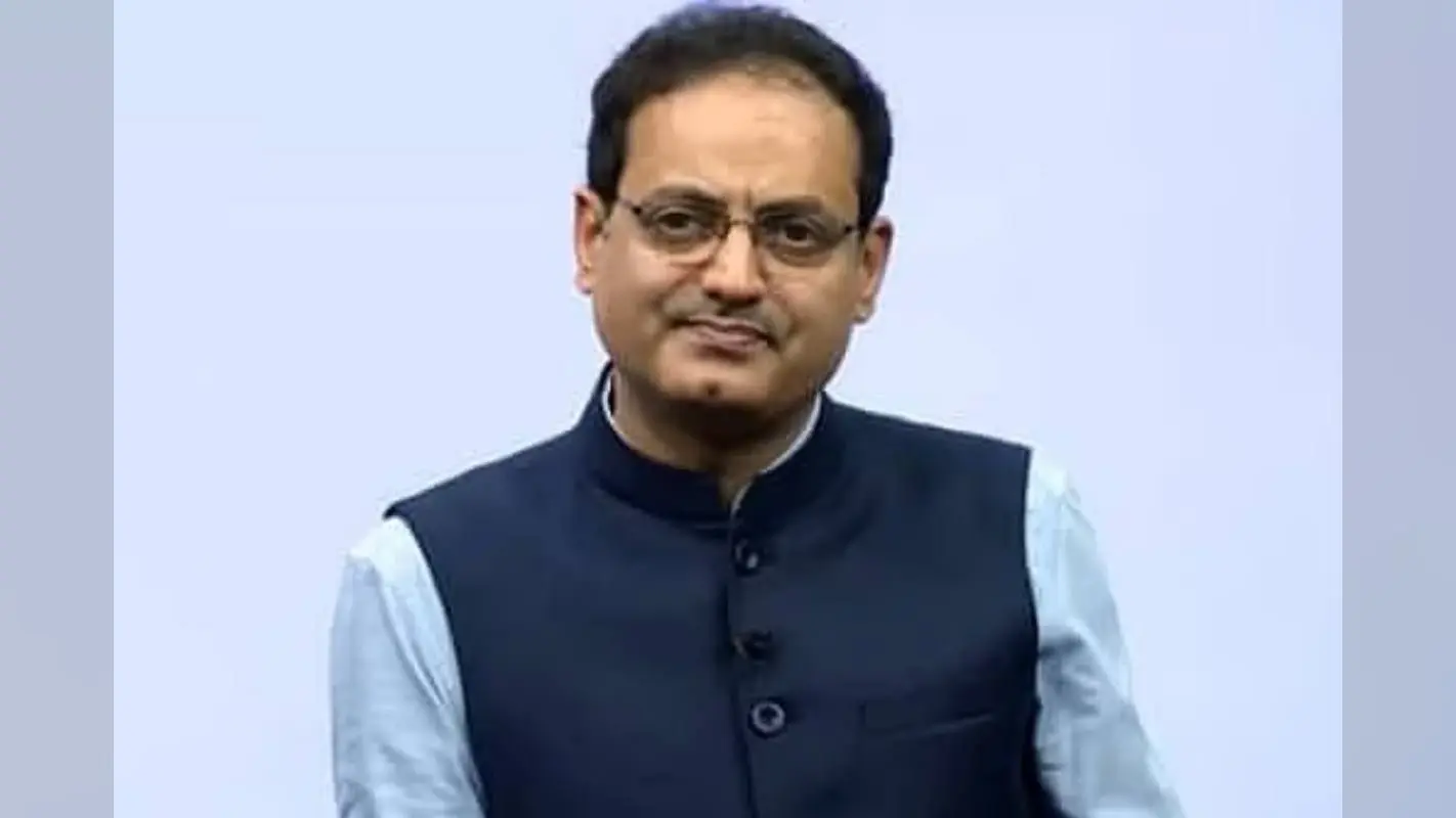 Vikas Divyakirti: जजों पर टिप्पणी के मामले में दिव्यकीर्ति हाईकोर्ट पहुंचे, 21 जुलाई को सुनवाई