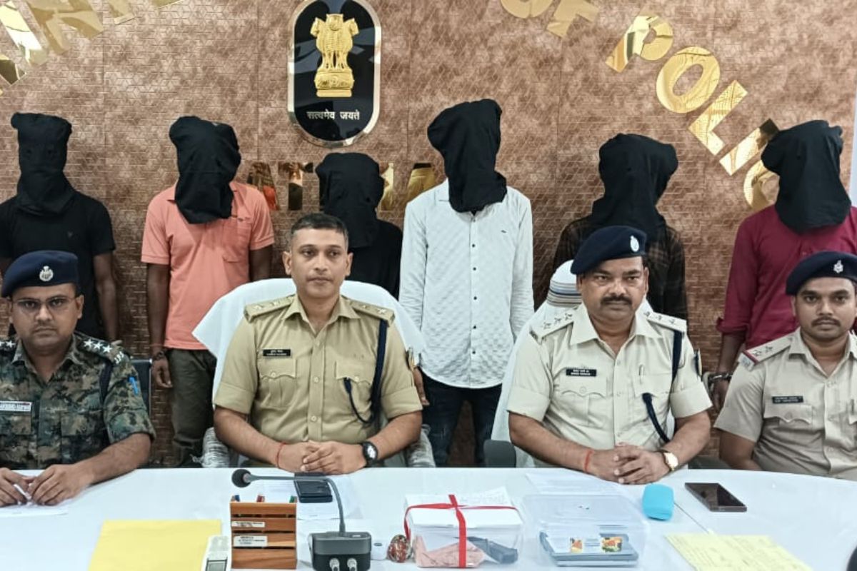 Jharkhand Crime: राहुल दुबे गैंग के छह अपराधी हथियार के साथ अरेस्ट, SIT ने ऐसे दबोचा