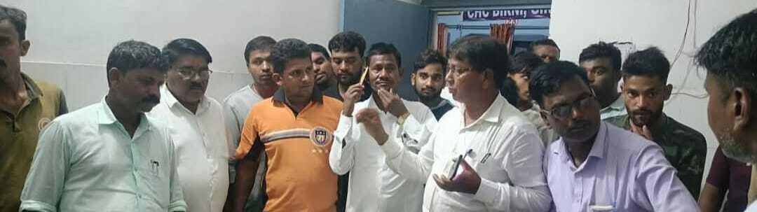 Giridih News: सड़क दुर्घटना में युवक की मौत, चार घायल