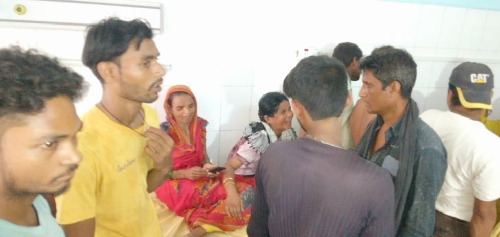 दो दोस्त स्नान करने के दौरान डूबे, एक की मौत, दूसरा गंभीर