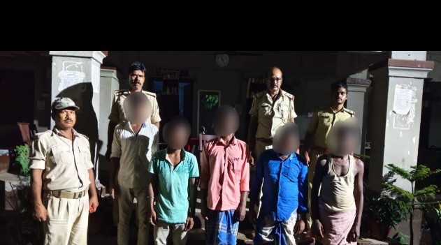 पुलिस ने शराब के मामले में 66 लोगों को किया गिरफ्तार