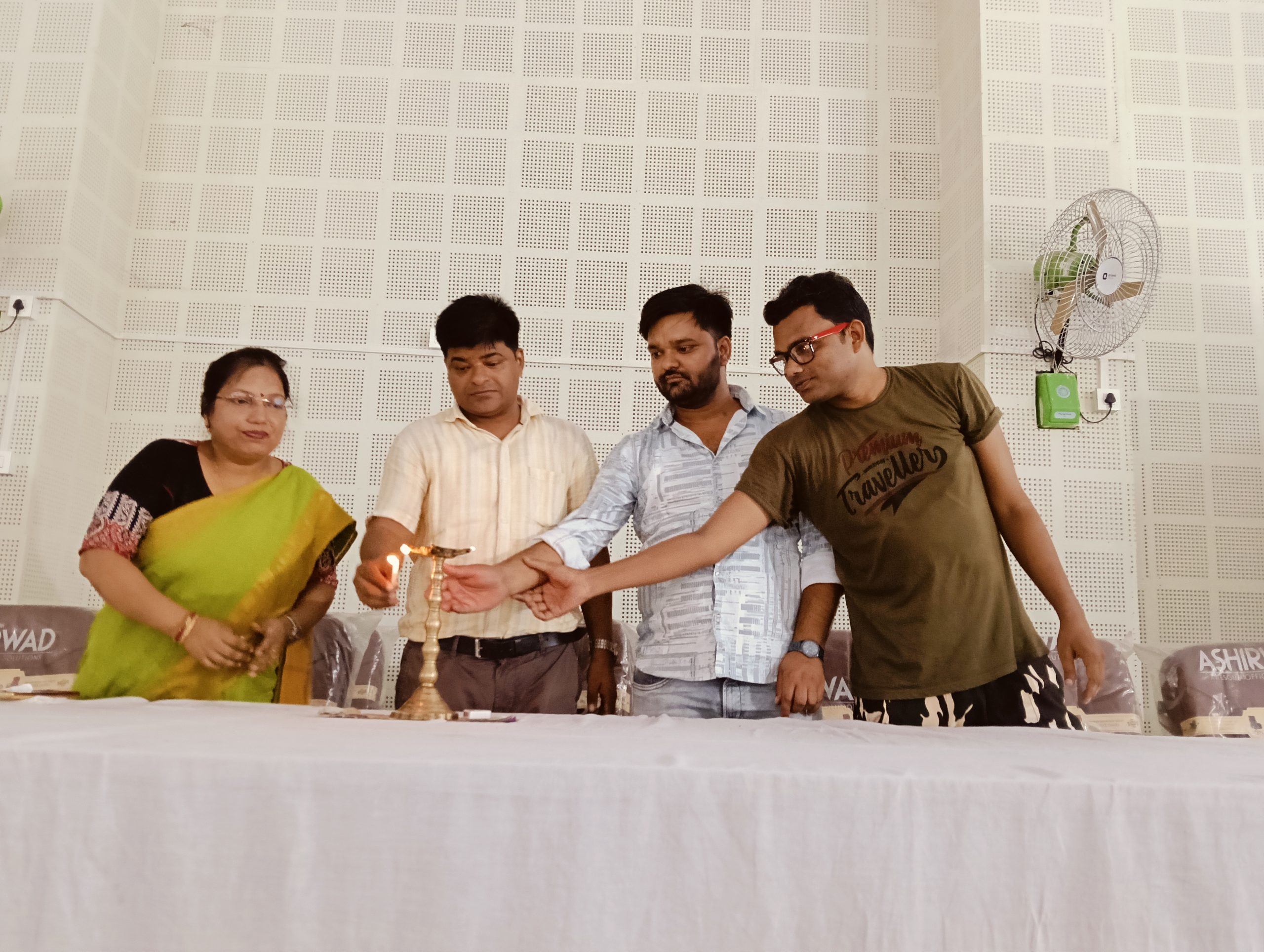 मूसापुर में शिक्षकों का पांच दिवसीय सेवाकालीन प्रशिक्षण शुरू