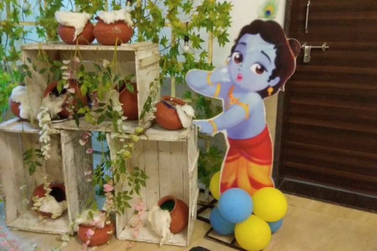 janmaashtmi unique decoration idea for photo booth