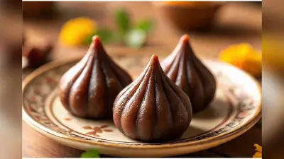 Chocolate Modak Recipe: बच्चों के लिए खास फेस्टिवल स्वीट, मिनटों में तैयार करें टेस्टी मोदक