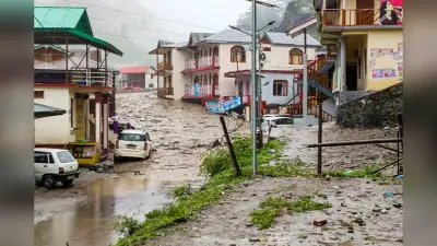 Cloud Burst: उत्तराखंड में बादल फटने से तबाही, कई घर और होटल तबाह, मलबे में दबकर 4 लोगों की मौत