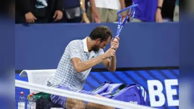 US Open: दानिल मेदवेदेव पर भारी जुर्माना, फोटोग्राफर विवाद और रैकेट तोड़ने पर सजा