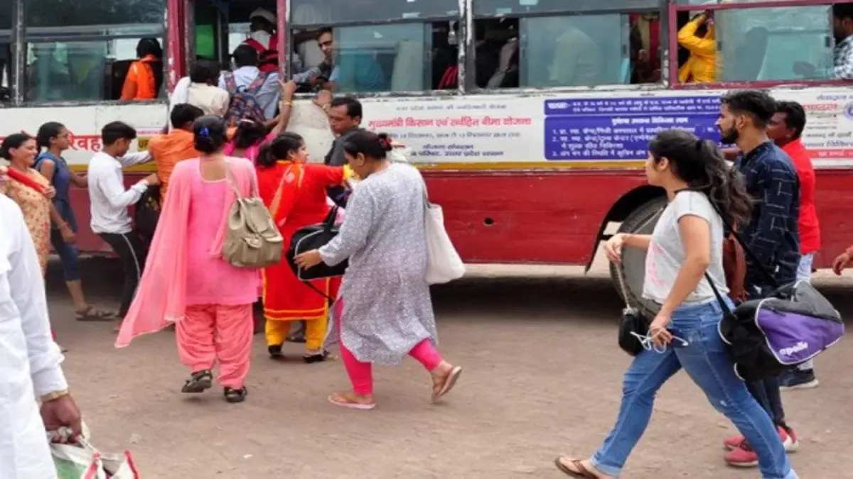 रक्षाबंधन पर यूपी सरकार की फ्री बस सर्विस का तोहफा: 1 लाख से ज्यादा यात्रियों ने उठाया फायदा, जारी हुए आंकड़े