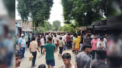 hajipur news. दो गोली लगने के बावजूद बाइक चलाते रहे राजद नेता, गिरने पर सिर में मारी दो गोली