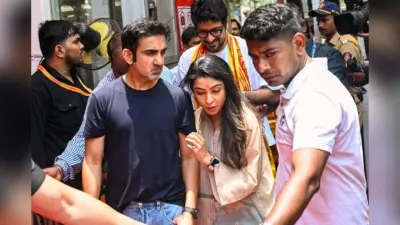 इंग्लैंड से लौटते ही महाकाल के दर पर पहुंचे टीम इंडिया के कोच गंभीर, मांगी देश की तरक्की