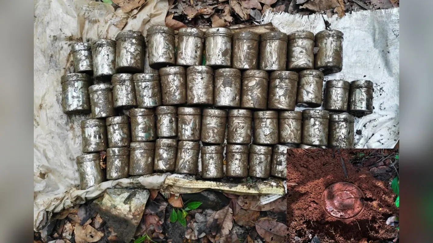 IED Bomb: झारखंड में भाकपा माओवादियों की साजिश फिर नाकाम, 44 आईईडी बम बरामद