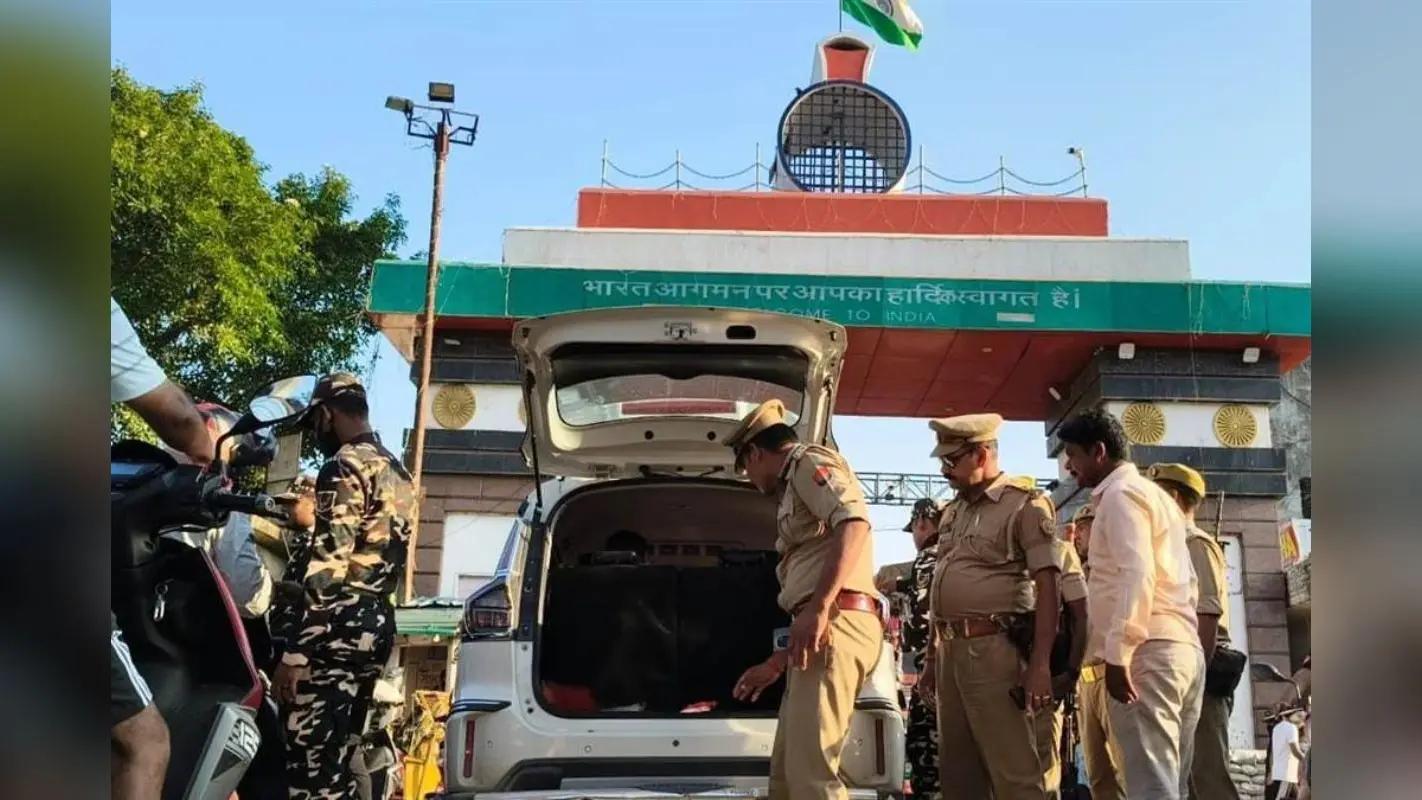 Indo-Nepal Border: बिहार के इस जिले में 15 अगस्त को हाई अलर्ट, भारत-नेपाल बॉर्डर को सील कर नाइट विजन कैमरे से निगरानी