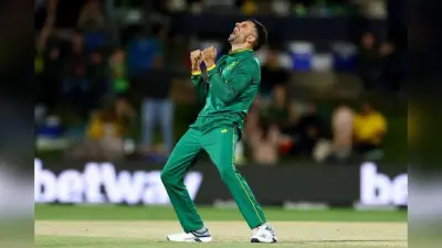 ICC Rankings: गेंदबाजी रैंकिंग में बड़ा फेरबदल, महेश के पीछे कर महाराज बने बादशाह