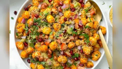Makhana Bhel Puri Recipe: ट्राइ करें व्रत स्पेशल मखाना भेल पुरी रेसिपी