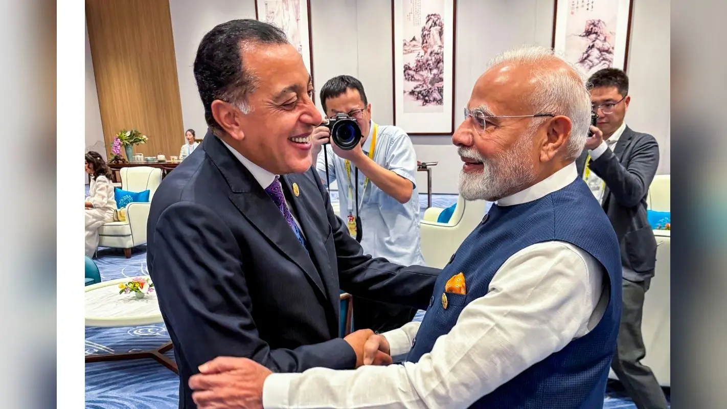 SCO Summit: पीएम मोदी ने रिसेप्शन में विश्व नेताओं से की मुलाकात, देखें तस्वीरें