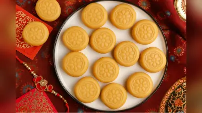Raksha Bandhan Special: मिनटों में बेसन से बनाएं स्वादिष्ट पेड़ा, फॉलो करें आसान रेसिपी