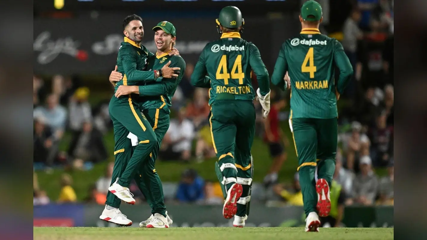 AUS vs SA: केशव महाराज के आगे पस्त हुए कंगारू, सीरीज में साउथ अफ्रीका का धमाकेदार आगाज