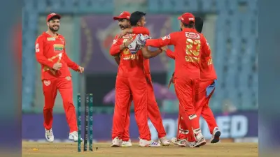 UP T20 League: कानपुर सुपरस्टार्स ने काशी रूद्रस को दी शिकस्त, आदर्श का तूफानी शतक और शुभम का पंजा