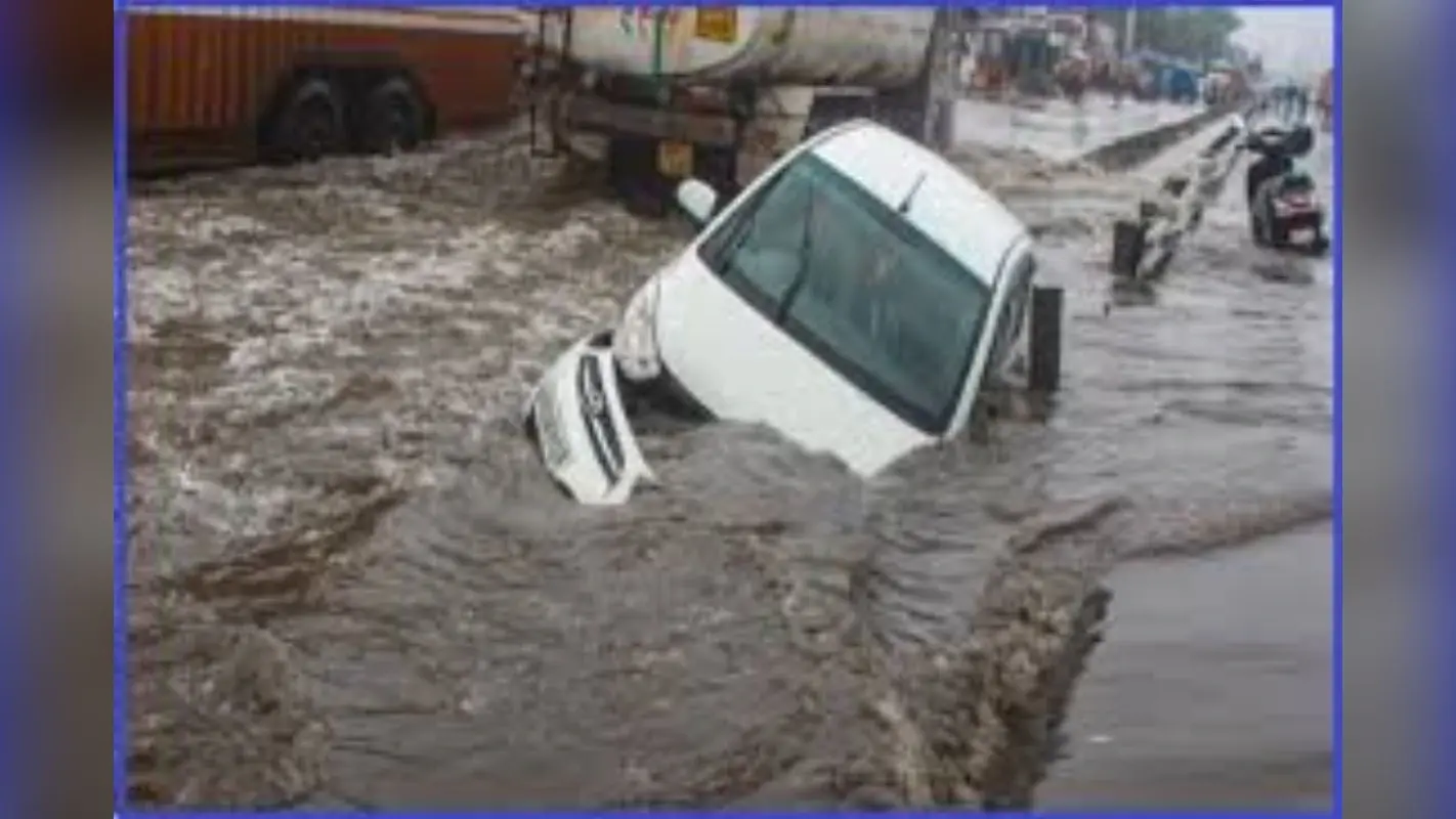 Vaishno Devi Landslide: माता वैष्णो देवी मार्ग पर बड़ा हादसा, 30 लोगों की मौत, आज भी IMD का रेड अलर्ट
