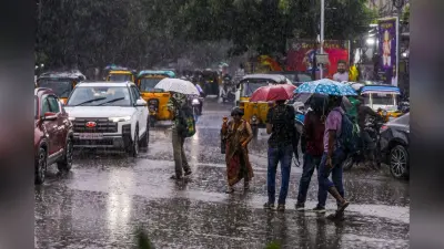 Heavy Rain Alert: भारी बारिश का अलर्ट जारी, इन राज्यों में कहीं ऑरेंज तो कहीं येलो चेतावनी