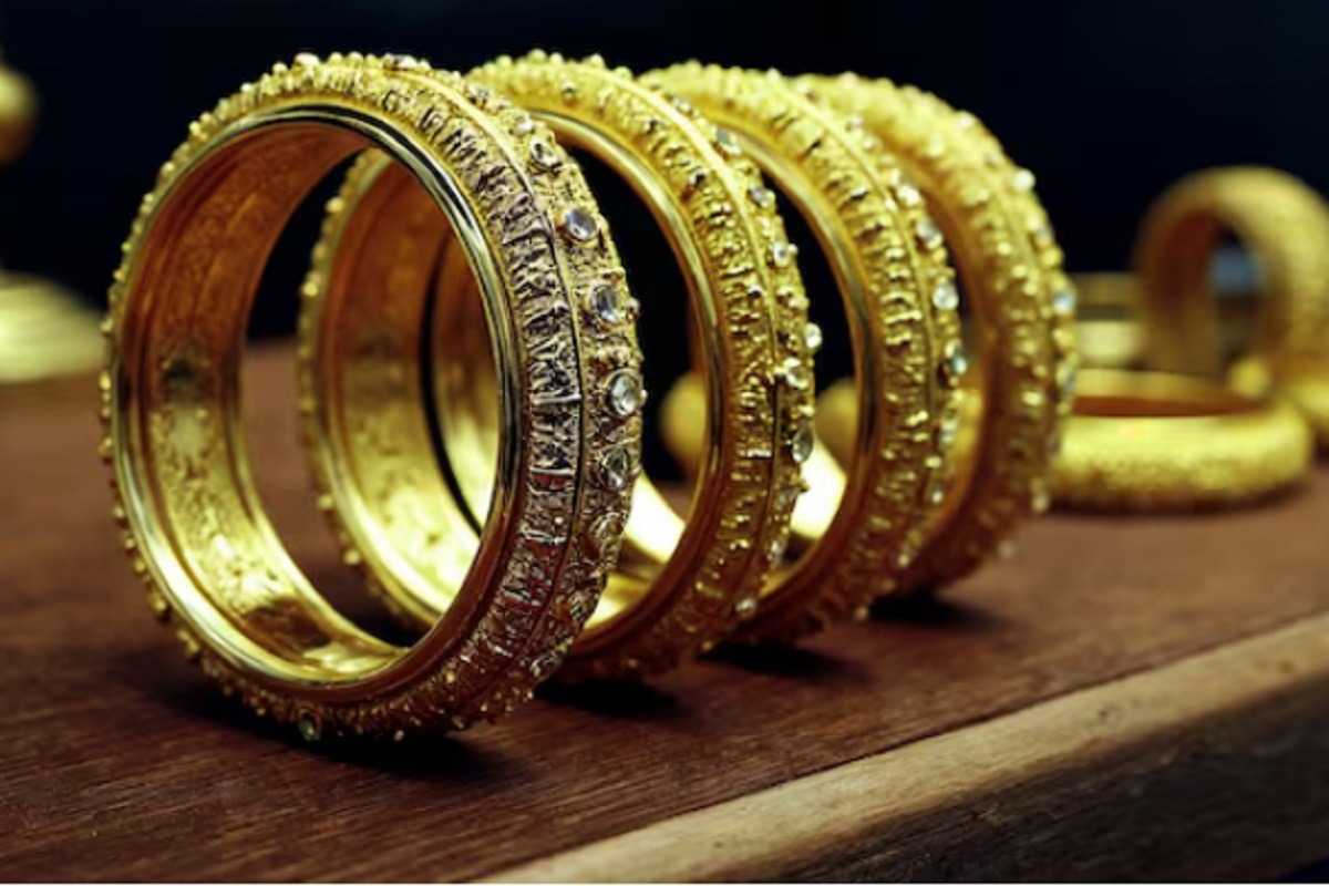 Gold Price: मुनाफावसूली से सोना-चांदी रिकॉर्ड ऊंचाई से फिसल, पॉवेल की टिप्पणी से बना है दबाव