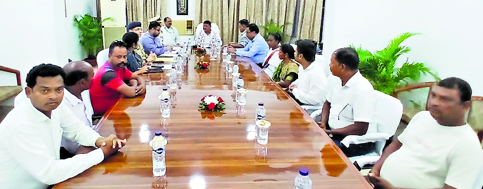 Rourkela News: आरएसपी और एयरपोर्ट के विस्तार से विस्थापित होने वालों के लिए पैकेज की हो रही व्यवस्था : जुएल ओराम