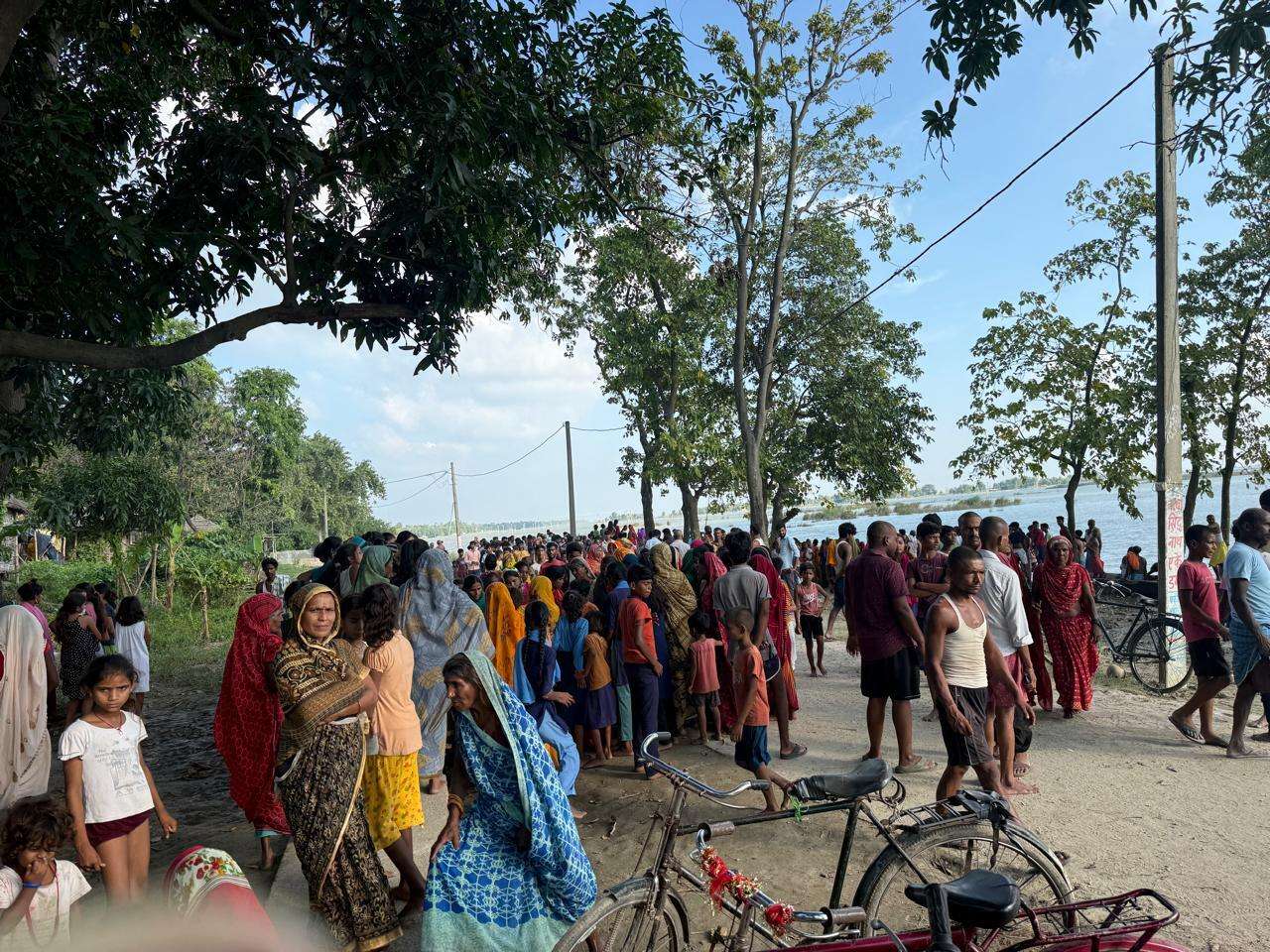 hajipur news. नहाने के दौरान डूब रही बच्ची को बचाने गयी किशोरी भी डूबी, दोनों की मौत