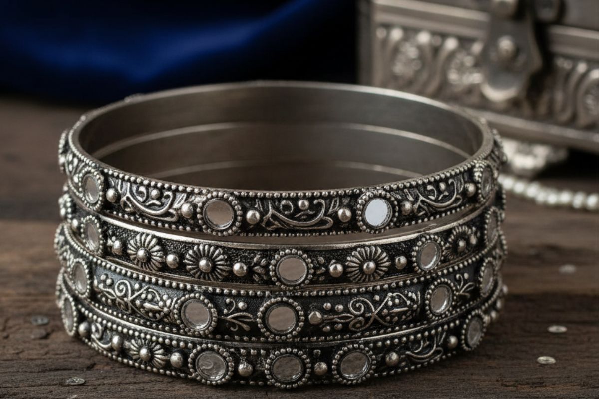 oxidised mirror work bangle