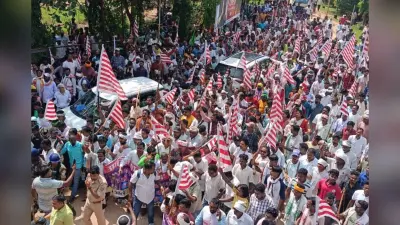 सरायकेला में आदिवासी समुदाय का बड़ा प्रदर्शन, कुड़मी को एसटी में शामिल करने की मांग का किया विरोध