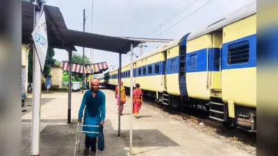 कुड़मी आंदोलन की वजह से झारखंड में रेल यातायात अस्त-व्यस्त, 69 ट्रेनें रद्द, डायवर्ट और शॉर्ट टर्मिनेट