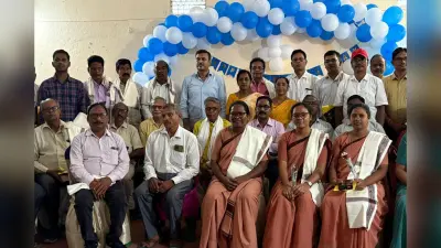Teachers’ Day: शिक्षक दिवस पर टीचर्स सम्मानित, आजसू प्रमुख सुदेश महतो बोले-गुरुजनों का मार्गदर्शन है भविष्य की नींव