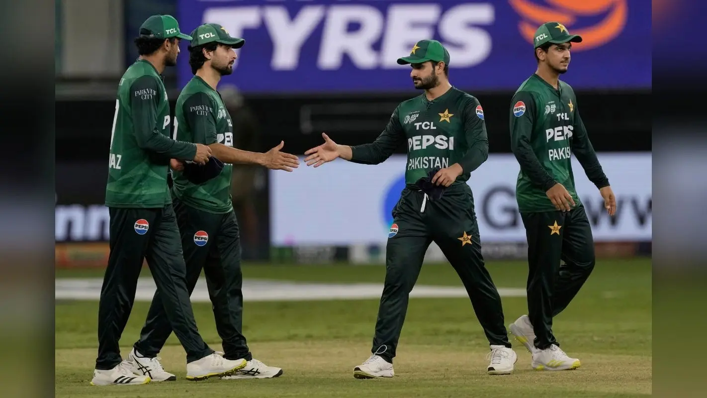 Asia Cup: UAE के खिलाफ जीत के बावजूद पाकिस्तान को फटकार, पूर्व दिग्गज ने लगाई क्लास