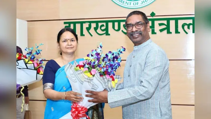 रिटायर हुईं अलका तिवारी, अविनाश कुमार बने झारखंड के नये मुख्य सचिव, पदभार संभाला