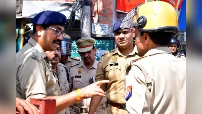 Bareilly Violence: हिंसा के बाद पुलिस का एक्शन, हिरासत में तौकीर रजा का करीबी सहयोगी, ऐसे किया था पुलिस को गुमराह!